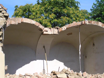 Bourání staré části