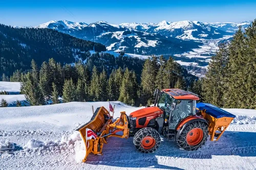 kubota_mach&aacute;ček