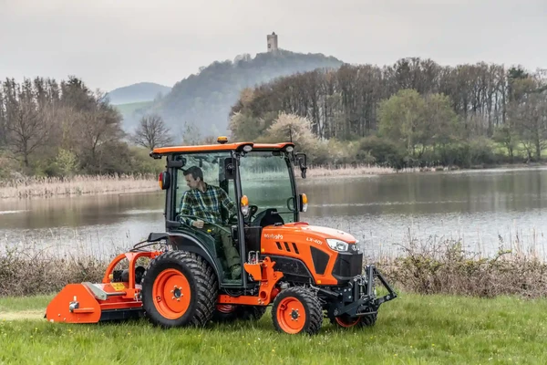 mach&aacute;ček malotraktory (2)